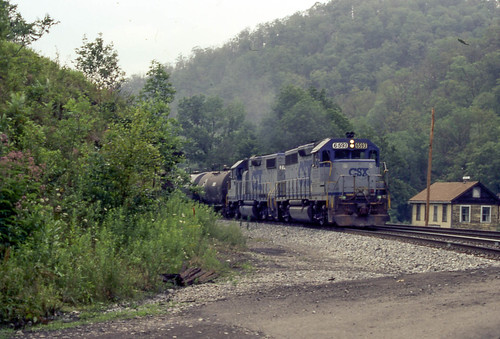 railroad train pennsylvania glencoe csx