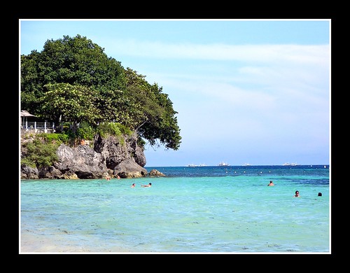 ocean beach swimming philippines bohol alona