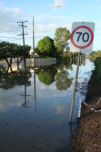 road flood gladstone rockhampton
