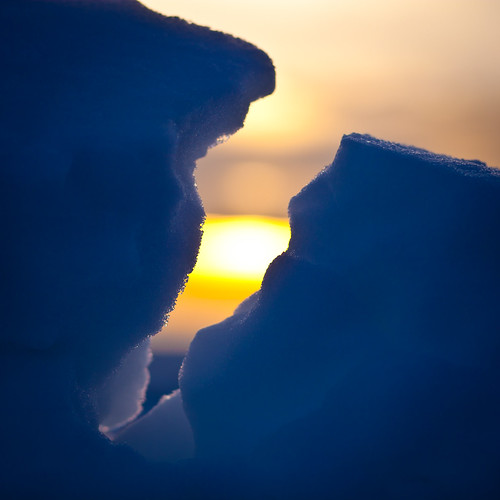 blue winter sunset snow yellow skåne sweden gap fav20 f28 skåne helsingborg hamn 2011 fav10 råå ef85mmf18usm canoneos5dmarkii ¹⁄₁₀₀₀sek