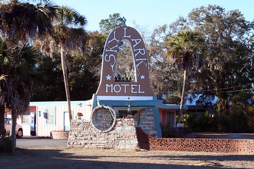 old sky neon florida motel landmark vacancy perry skylark lark skylarkmotel perryflorida