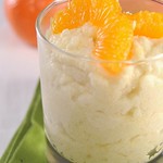 Apple dessert with clementines