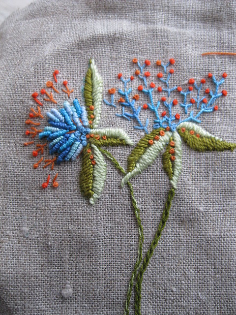 
Flowers Machine Embroidery :: aHey - Embroidery Designs Online