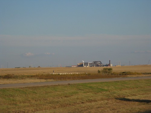 road canada mill highway east oil saskatchewan refinery oilrefinery steelmill louisrieltrail evrazsteelmill