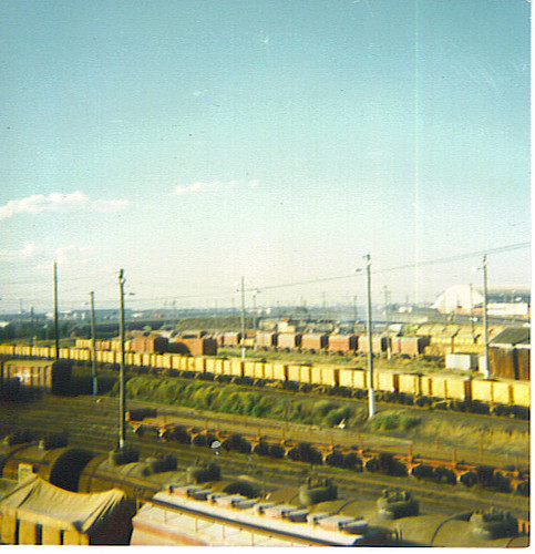 fourwheelers c1978 victorianrailways northgeelong northgeelongyard gywagons tarpedwagons ghwagons