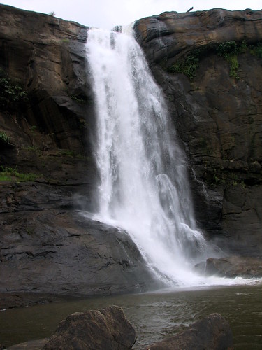 travel canon kerala falls waterfalls chalakudy canons2is vazhachal athirappilly