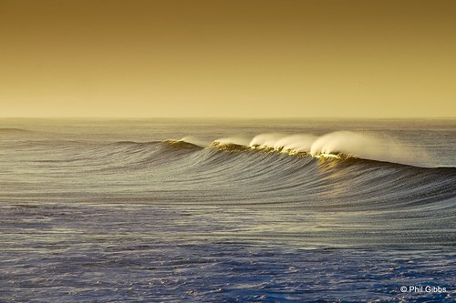 beach sunrise dawn surf offshore wave oceanside peaks minimalism d300s