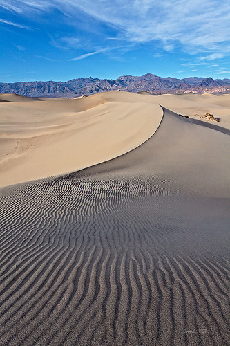california nationalpark sand unitedstates desert ripple dune deathvalley ripples sanddunes stovepipewells deathvalleynationalpark mesquiteflat colorphotoaward mesquiteflatdunes mygearandme