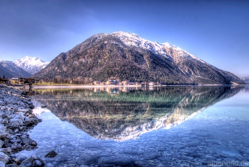 mountain lake reflection water berg austria see tirol österreich wasser berge landschaft reflexion hdr tyrol achensee pertisau alpenbildde