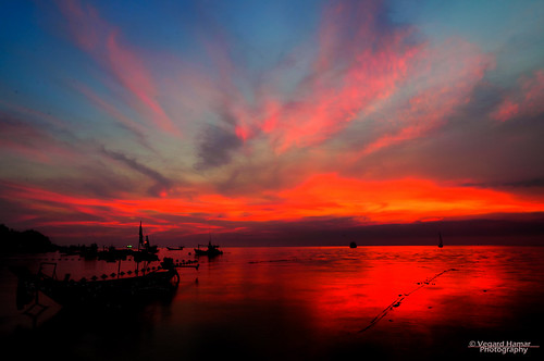 ocean sunset reflection thailand boats nikon kohtao hdr 1685mm d7000