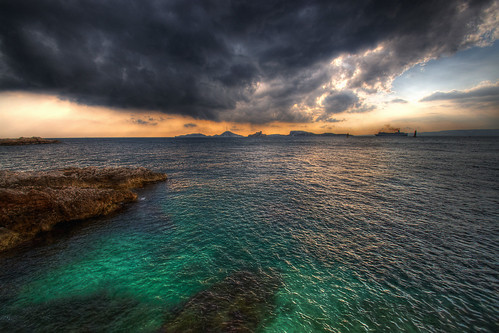 sunset sea mer france clouds islands marseille provence nuages hdr coucherdesoleil chateaudif 3xp ilesdufrioul