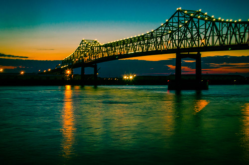 bridge sunset port river dock louisiana unitedstates batonrouge mississippiriver interstate i10 trussbridge downtownbatonrouge cantalevertrussbridge