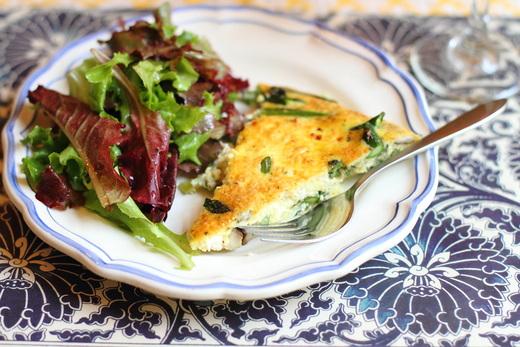 Sunday Dinner: Mushroom and Asparagus Frittata with Salad