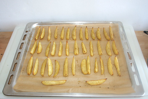 68 - Rosmarinkartoffeln fertig gebacken / Finished baking rosemary potatoes