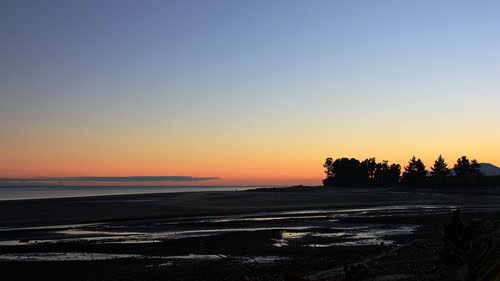 blue newzealand sky orange beach sunrise landscape dawn coast landscapes solitude peace outdoor peaceful nelson calm shore serenity southisland serene solitary tahunanui firstlight ilobsterit