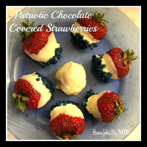 Patriotic Chocolate Covered Strawberries (Two Ways)