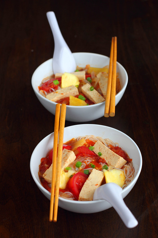 Vegan Vietnamese tamarind pineapple soup (canh chua chay) is a homemade favourite full of tamarind flavour, sweetness from pineapples and tomatoes, and spice from dried chili flakes.