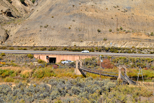 railroad travel bridge train october colorado amtrak coloradoriver jpeg 2010 californiazephyr dotsero jamescraigbairsheepranchsuspensionbridge