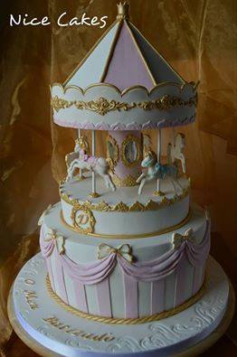 Cake by Paula Rebelo of Nice Cakes