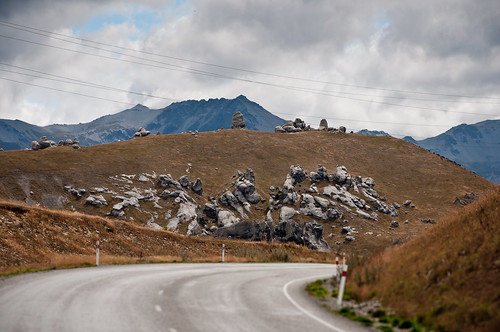 newzealand mountains rocks boulders highways southisland roads dayshots