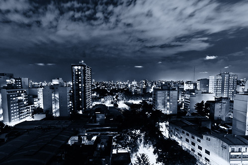 city blue sky argentina night clouds buildings lights nikon cloudy buenos aires wideangle monotone gotham sigma1020mm d40 darkknightstyle