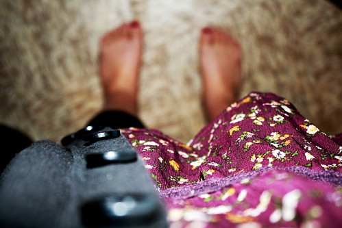 selfportrait flower feet shirt sweater toes pattern buttons project365