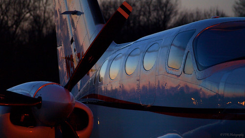 tarmac evening airport twilight ramp tn dusk tennessee springfield cessna goldeneagle airfield twinprop 421 m91 cessna421 springfieldrobertsoncountyairport n5874c