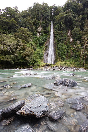 newzealand river geotagged waterfall southisland thundercreekfalls geo:lat=44037519 geo:long=169365464