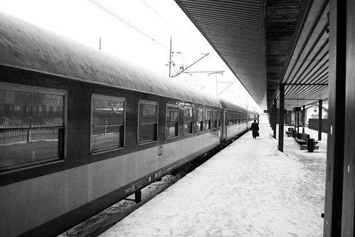 world pictures winter copyright snow cold color colour station train fun person photography photo cool nice fantastic funny colorful photographer view graphic image pics earth ace platform picture poland pic photographic professional photographs photograph larry trainstation planet excellent mace laurie colourful capture amateur continent img extraordinary pleasant hof intercity carriages planetearth mayes pkp czestochowa lozza hofmeister pkpintercity lauriemayes funmaster hofmaster larrymace