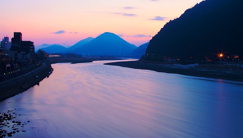 longexposure morning japan sunrise river dark cityscape smooth f16 gifu canon50d 30mmf14sigma