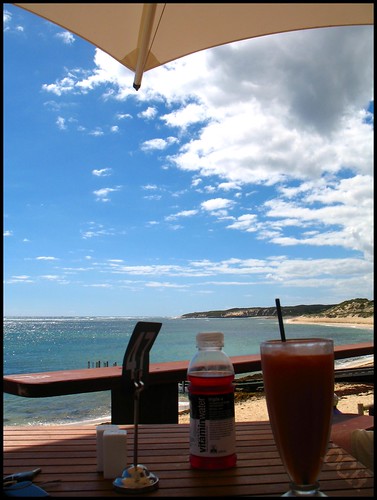 ocean seascape table cafe indianocean australia drinks westernaustralia alfresco philscamera gnarabup cloudsandbluesky gnarabupbeach whiteelephantbeachcafe