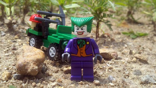 garden lego jeep joker logan