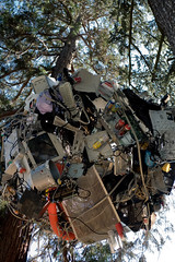 Garbage Earth P1060113 - Photo of Fleurieu-sur-Saône