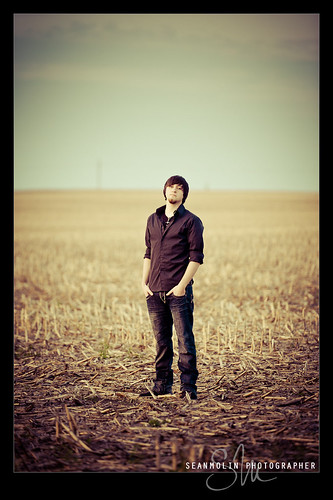 boy portrait man blur male senior outdoors cornfield dof bokeh horizon indiana naturallight compression april seniorpictures seniorportraits 200mm highschoolsenior classof2011 nikond700 nikon70200mmf28vrii nikonafsnikkor70200mmf28vrii dougbuhrmester