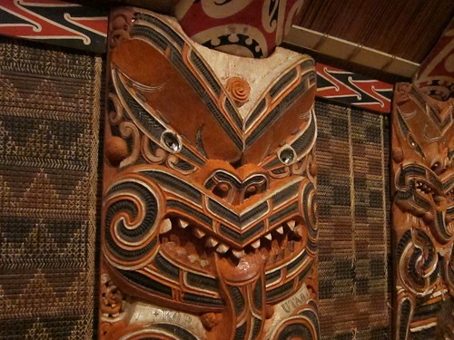 Maori house carving