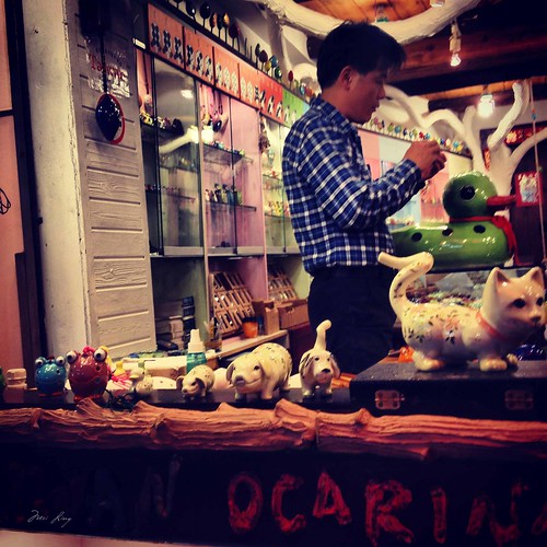 Demonstrating how to play an ocarina at Taiwan Ocarina.