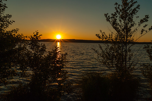 light sunset sun lake france water sunrise landscape soleil eau lac lumiere paysage lightroom léon aquitaine coucherleverdesoleil pentaxk20d lelacdeléon