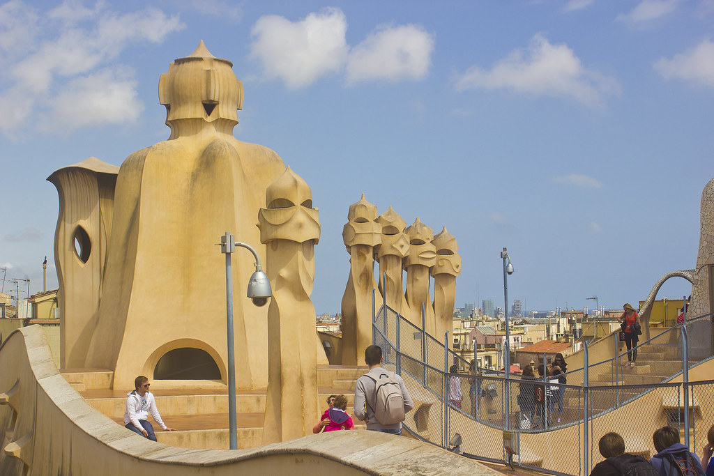 Pedrera Barcelona tapeparade Gaudi architecture rooftop exterior museum