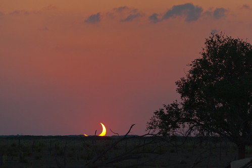 sunset sun moon eclipse tx crescent astronomy nm solareclipse annulareclipse lubbocklunacy