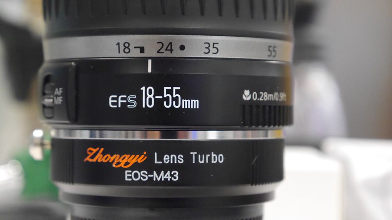 ZhongYi Lens Turbo + EF-S 18-55mm