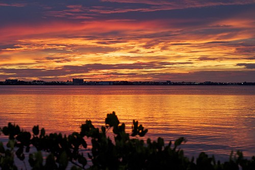sunset florida lagoon tropical indianriver 如火晚霞