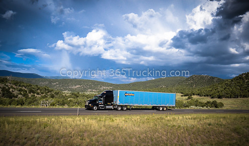 truck utah unitedstates transport semi transportation heavyequipment freight trucking 18wheeler tractortrailer bigrig commercialvehicle wernerenterprises