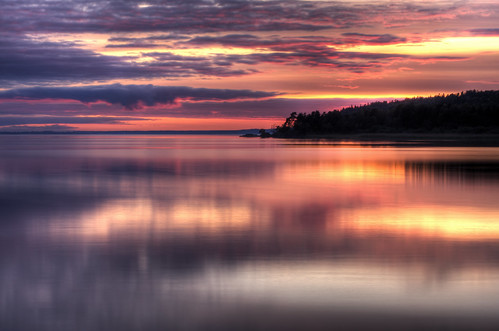 sunset lake reflection clouds sweden sverige hdr östergötland roxen sigma1020mmf456exdchsm canoneos40d