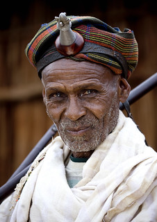 Borana chief with his kalacha - Ethiopia