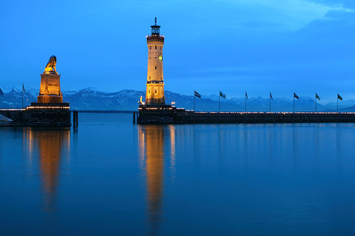 lighthouse lake reflection statue canon germany bayern deutschland bavaria lindau bodensee lakeconstance canonef70200mmf28lusm harbourentrance bavarianlion canoneos50d canon50d mygearandme mygearandmepremium mygearandmebronze mygearandmesilver mygearandmegold mygearandmeplatinum mygearandmediamond