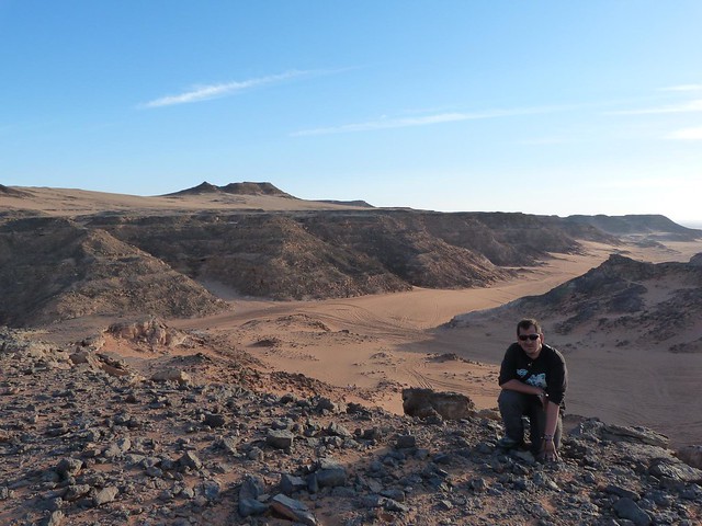 Paso de Aqaba en la meseta de Gilf Kebir (Desierto Líbico, Egipto)
