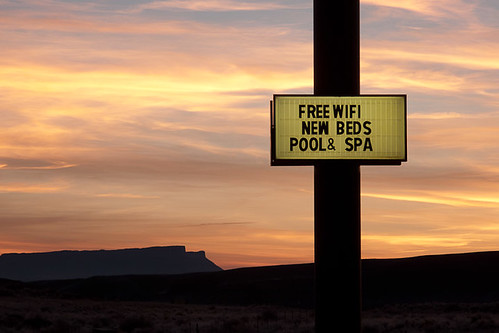 sky usa pool sign sunrise utah glow desert free motel roadtrip highdesert wifi signage roadside spa luxury mesa freewifi tablemoutain newbeds