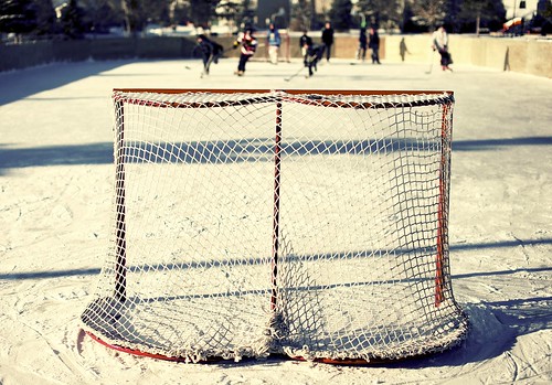 cold ice hockey icehockey shinny outdoorrink 3652011 jan162011