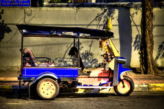 Tuktuk.