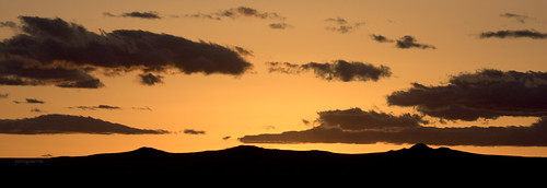 sunset albuquerque westside thethreesisters tpf westmesa potn ef70300mmf456isusm riogranderift abqvolcanoes